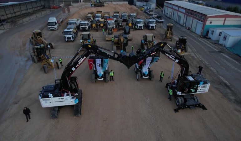 1895de5d19c5fa4a0cd62e77fec0f654-1