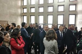 b9e26d5dd384d68c4733f289dddb7cb4-1