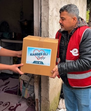 e9c7b5d04608570e8bc238a6cd9d15e3