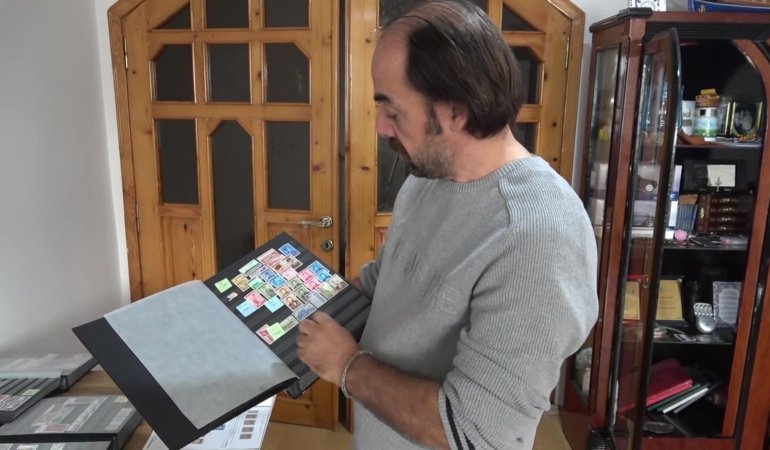 f1d9d44cfc4f51a071d5ffcfb0317604-1