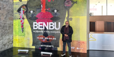 Baksı’dan Ankara’ya uzanan sergi “Ben Bu”… Hüsamettin Koçan’ın eserleri, CerModern’de 29 Nisan’a kadar görülebilecek