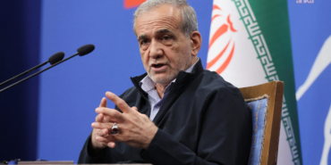 İran Dini Lideri Hamaney’in öldürülmesi… İran Cumhurbaşkanı Pezeşkiyan: “Bu büyük suç asla cevapsız kalmayacak, tüm gücümüz ve kararlılığımızla yanıt vereceğiz”