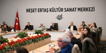 Kırşehir Belediye Başkanı Ekicioğlu, “Kırşehir’de Aydın Bir Diş Hekimi” söyleşisine katıldı