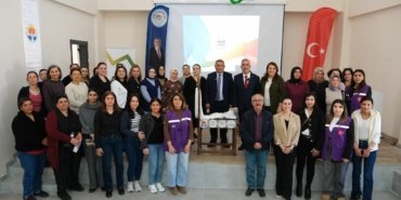 Adana’nın Karataş ilçesindeki kadınlar, balık ağı üretimi ile ekonomik kazanç sağlayacak