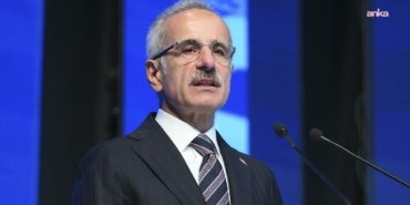 Bakan Uraloğlu: Bayramda YHT, anahat ve bölgesel trenlerimizde 8 bin 898 kişilik ek kapasite sağlayacağız