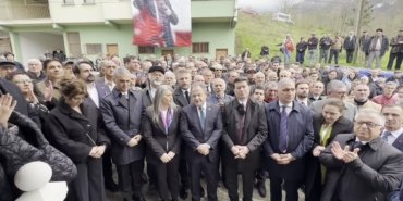 Sibel Suiçmez’den, İmamoğlu pankartının kaldırılmasına tepki: Siz kimsiniz? Haddinizi bilin