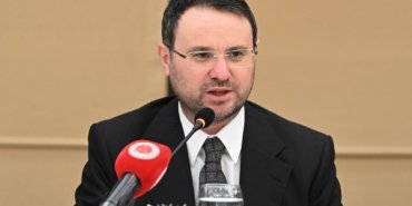 Adalet Bakanı Akın Gürlek: “Özgür Özel’in yaptığı açıklamalar, herhangi bir delile dayanmayan, kamuoyunu yanıltmaya yönelik açık bir algı operasyonudur”