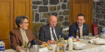 Meral Akşener, Girişimci ve Yenilikçi İş İnsanları Derneği’nin iftar programına katıldı