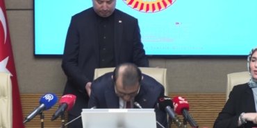 Yapay Zeka Komisyonu Başkanı Dönmez’den “yapay zeka destekli şarkılarda telif kime ödenecek” sorusuna yanıt: “Paydaşlarla görüşmek lazım”