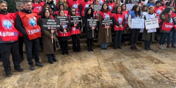 Öğretmen Fatma Nur Çelik’in için Rize’de eylem: Okullarda ölmek istemiyoruz