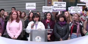 İzmir Barosundan “8 Mart” açıklaması: “Yaşam haklarımız pazarlık konusu değildir”