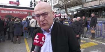 CHP’nin Kuşadası mitingi… Murat Bakan:  “Burada tutuklanmasının asıl gerekçesi, Aydın Büyükşehir Belediye Başkanı’na rakip olmasıdır”