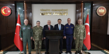 Bakan Güler, komuta kademesi ile birlikte Hatay’da