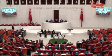 TBMM Genel Kurulu…. CHP’li Emir: “Savaş koşullarında alınması gereken acil önlemler var, benzin ve motorinin ÖTV’sindeki KDV kalıcı olarak kaldırılmalıdır”
