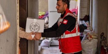 Manisa Büyükşehir Belediyesi’nden 22 bin aileye yardım kolisi desteği