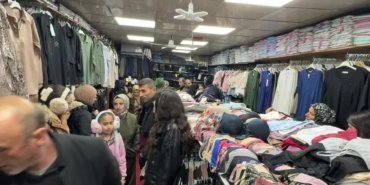 Hakkari’de bayram alışverişi cep yakıyor: Vatandaş çocuklarına öncelik veriyor