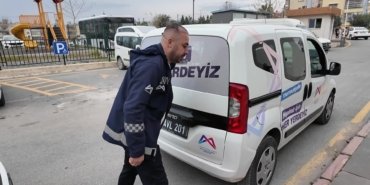 Mersin’de bayram öncesi yaşlı ve engelli vatandaşlara kişisel bakım ve ev temizliği desteği