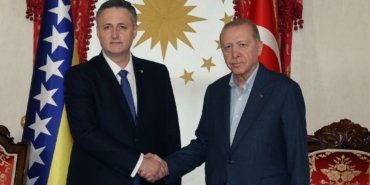 Cumhurbaşkanı Erdoğan, Bosna Hersek Devlet Başkanlığı Konseyi Başkanı Beçiroviç ile bir araya geldi