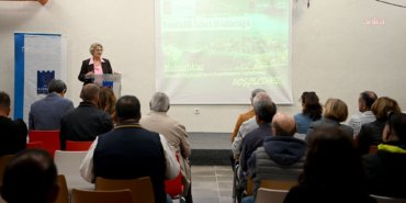 Kuşadası Belediyesi’nden daha temiz bir çevre için muhtarlarla iş birliği toplantısı