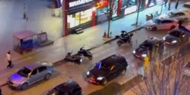 Çorum’da modifiye araç sürücüleri trafik cezalarını protesto etti