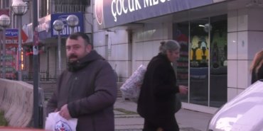 Ankara Büyükşehir Belediyesi’nden, iftara yetişemeyen vatandaşlara motokuryelerle kumanya dağıtımı