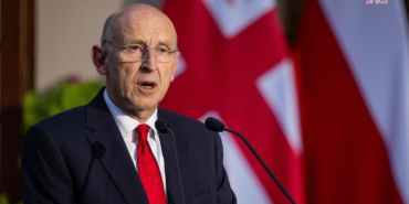 İngiltere Savunma Bakanı Healey: “İran füzeleri, Kıbrıs’taki İngiliz üslerine düştü”