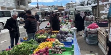 Van’da konuşan yurttaş: “Kuru ekmek bile bulamıyoruz”