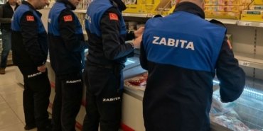 Gemlik Zabıtası, marketlere yönelik denetimlerini sıklaştırdı