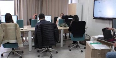 Mersin Büyükşehir Belediyesi’nden gençlere yapay zeka veri analizi eğitimi