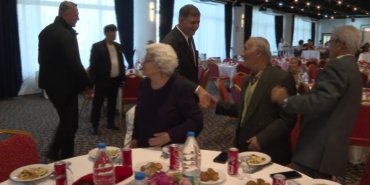 İzmir Büyükşehir Belediye Başkanı Tugay şehit aileleri ve gazilerle Balçova’da iftarda buluştu