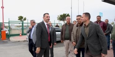 Manavgat Belediye Başkan Vekili Çiçek, personel ve meclis üyeleriyle bayramlaştı