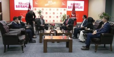 Siyasi partiler arası bayramlaşma… MHP ve DYP heyetinden, Saadet Partisi’ne bayram ziyareti